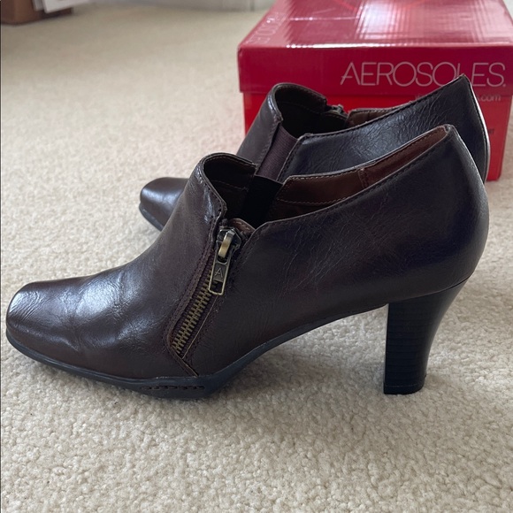AEROSOLES Chocolate Heeled Boots - Picture 6 of 16